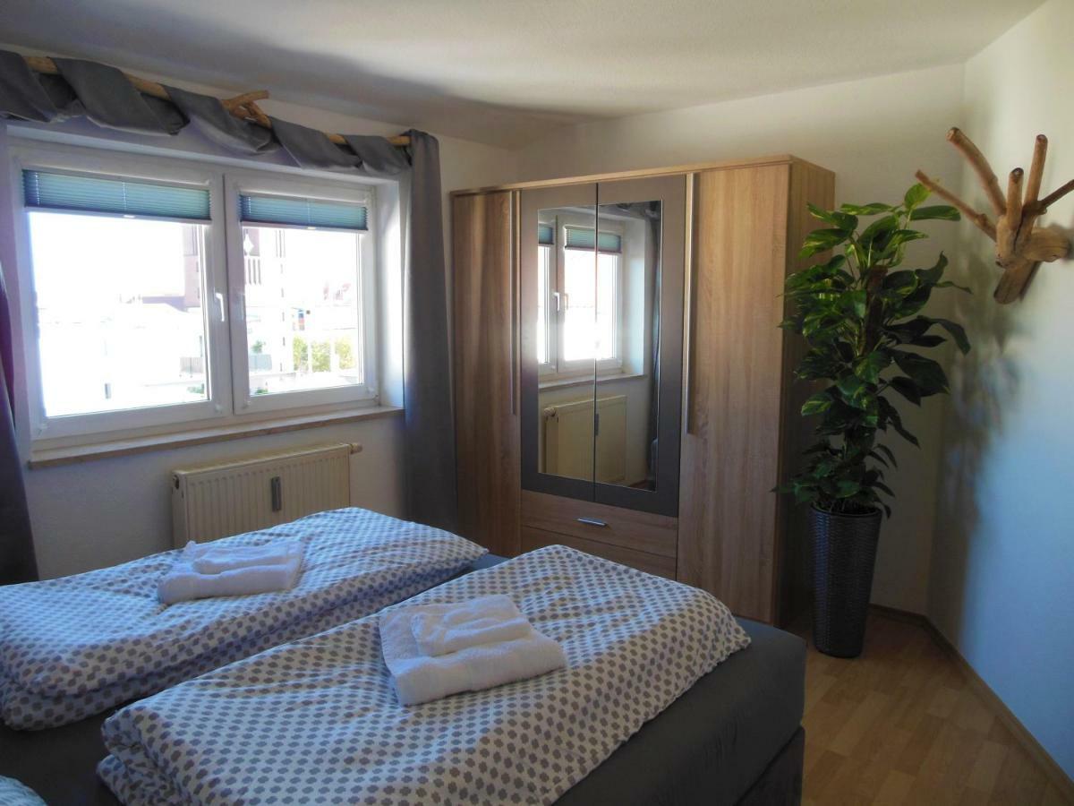 Holzmichel Fewo Mit Balkon 콧부스 외부 사진